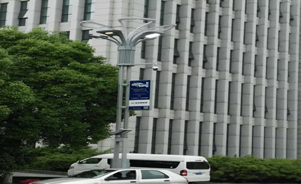 “現代銀杏”智慧路燈亮相蕪湖 助推“智慧新蕪湖”建設
