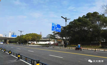 鷹潭首條智慧大道上這些智慧路燈，是怎樣使用“三頭六臂”的？